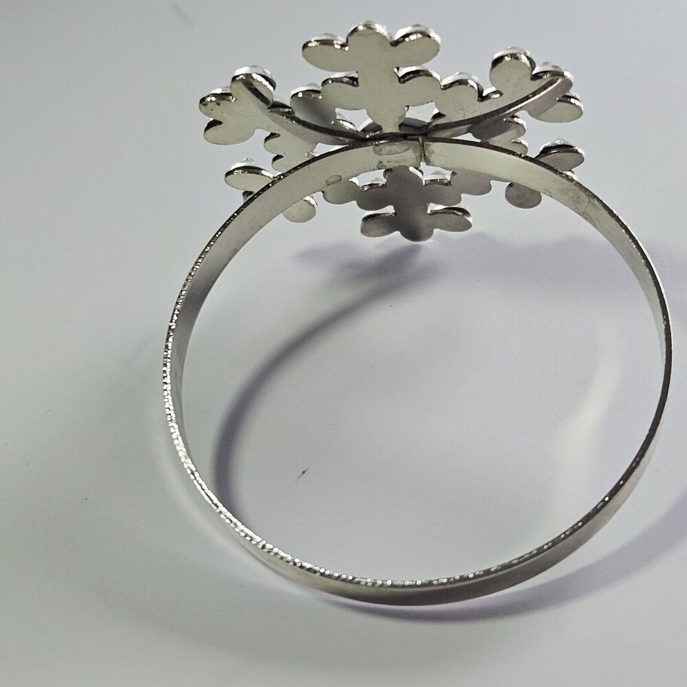 Children's Silver Tone Rhinestone Snowflake Bangle Bracelet 6.25" - Picture 9 of 10